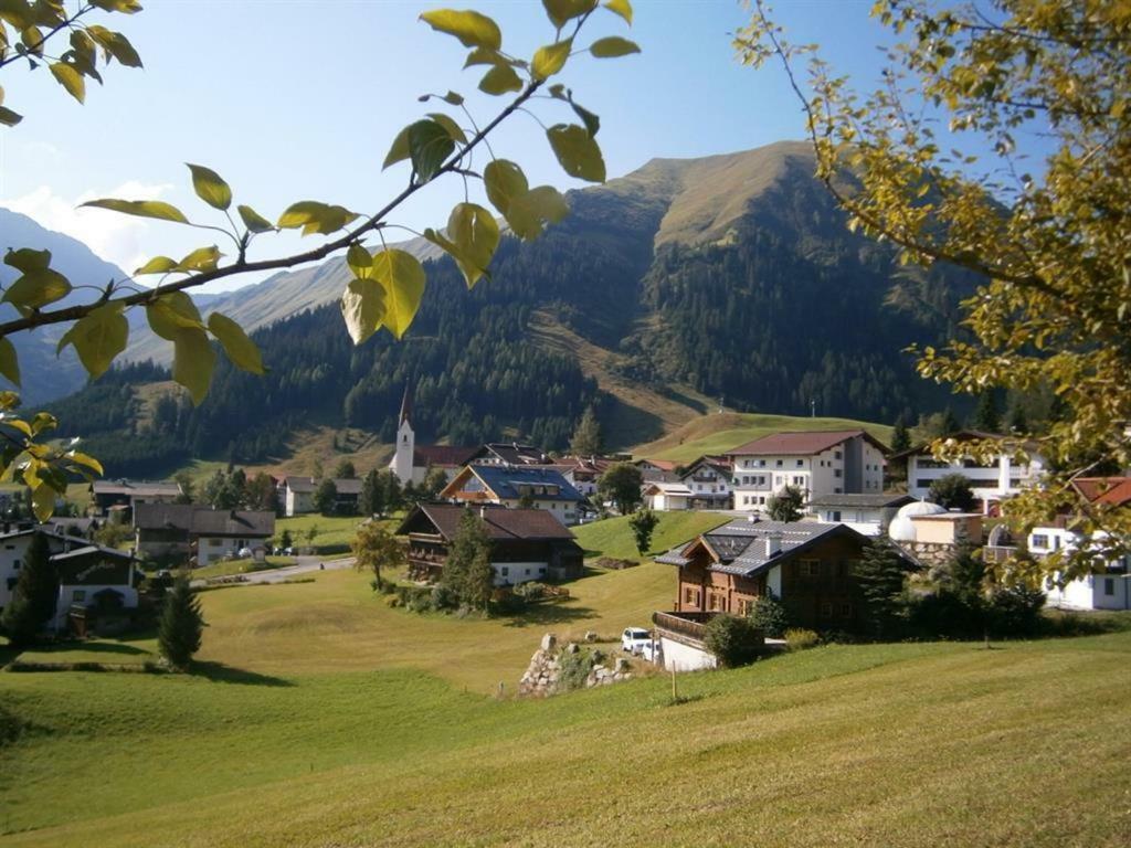 Tanneck Garni Berwang Exterior foto